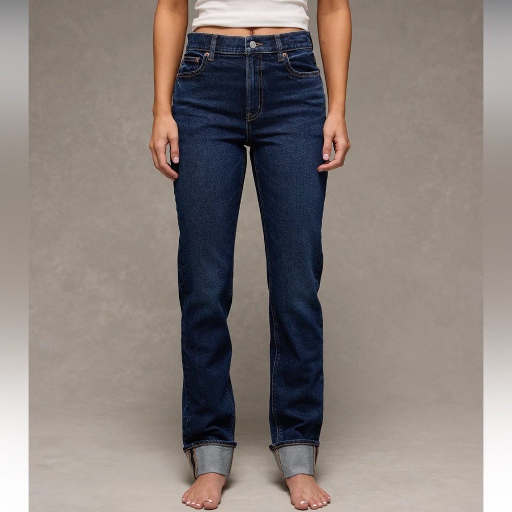 American Eagle Stretch Super High Waisted Jean size 4 regular color dark rinse